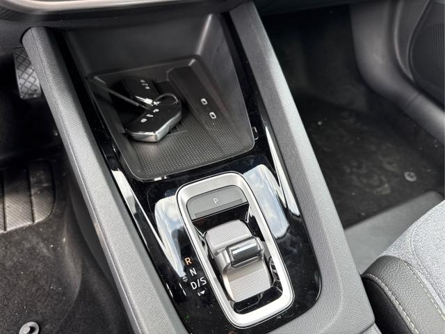 Skoda / Octavia / Weiß / / / 