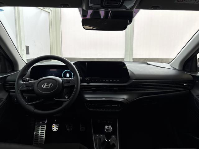 Hyundai / BAYON / Schwarz / / / SHZ NAVI RFK PDC