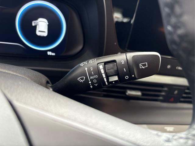 Hyundai / BAYON / Blau / / / DCT ACC SmartSense PLUS NAVI SHZ RFK PDC KLIMAAUTOMATIK