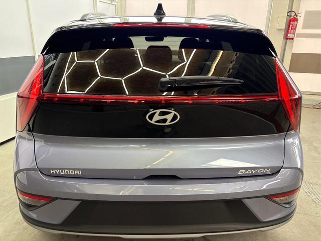 Hyundai BAYON PREMIUM FL DCT ACC SmartSense PLUS NAVI SHZ RFK PDC KLIMAAUTOMATIK 