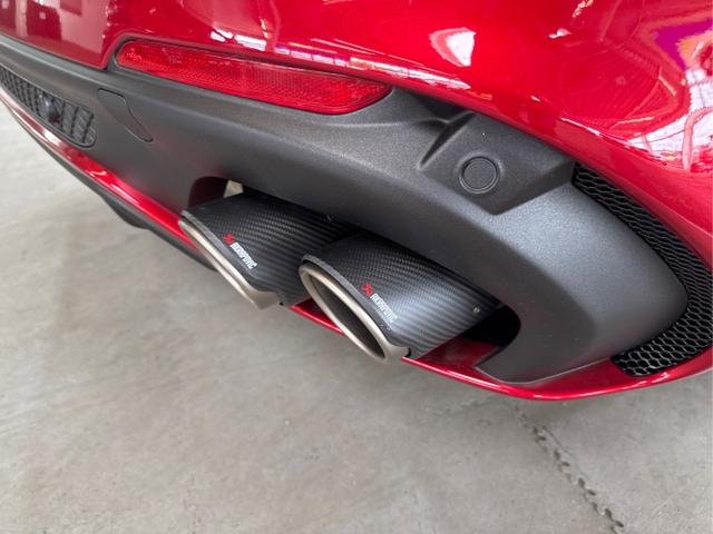 Alfa Romeo / Stelvio / Rot / / / 