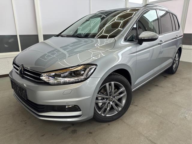 Volkswagen Touran - Family 1.5 TSI DSG NAVI PANO ACC SHZ