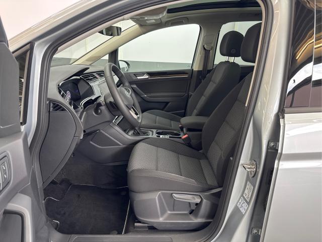 Volkswagen / Touran / Silber / / / 
