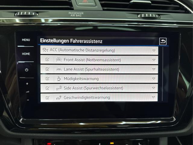 Volkswagen / Touran / Silber / / / 