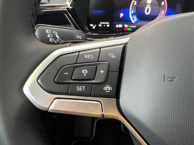 Volkswagen / Touran / Silber / / / 