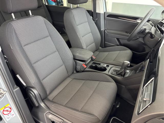 Volkswagen / Touran / Silber / / / 