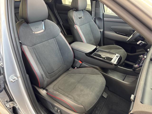 Hyundai / TUCSON / Silber / / / 