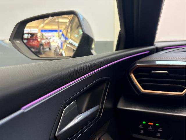 Cupra / Leon / Blau / / / DSG ACC KESSY SHZ RFK 