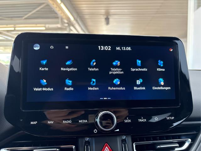 Hyundai / i30 / Grau / / / DCT ACC NAVI RFK WP 