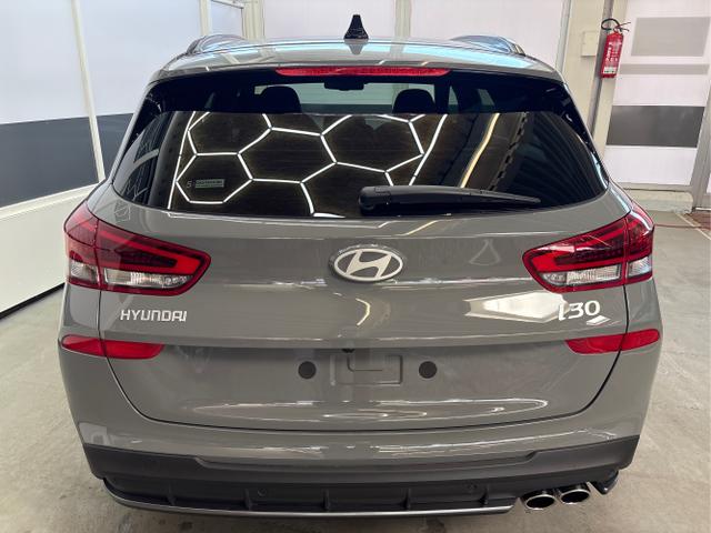 Hyundai / i30 / Grau / / / DCT ACC NAVI RFK WP 