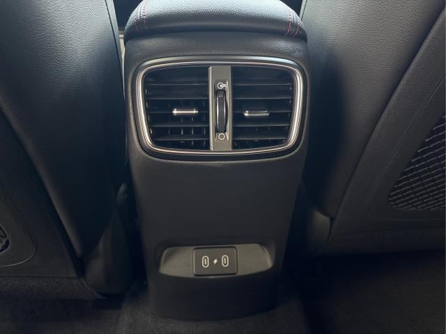 Hyundai / i30 / Grau / / / DCT ACC NAVI RFK WP 