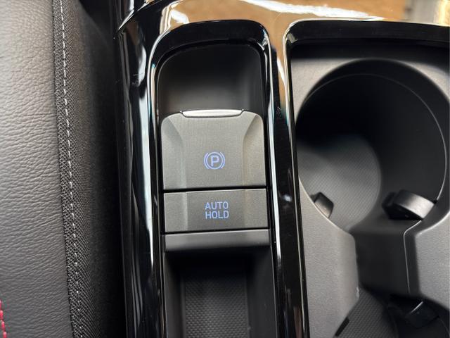 Hyundai / i30 / Grau / / / DCT ACC NAVI RFK WP 