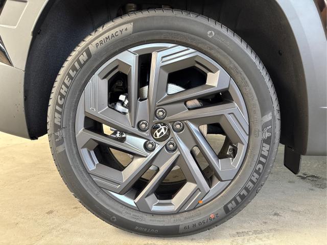 Hyundai / TUCSON / Schwarz / / / 20th Anniversary 360 ACC SHZ MATRX