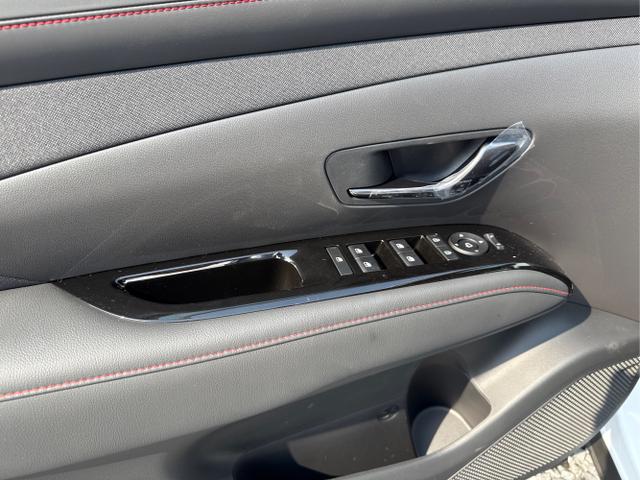 Hyundai / TUCSON / Weiß / / / 4WD AUT N-LINE PANO ACC ECC 360 KRELL HUD SHZ 