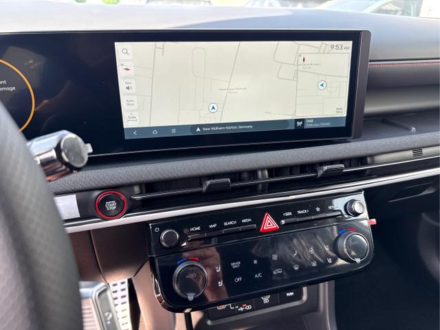 Hyundai / TUCSON / Weiß / / / 4WD AUT N-LINE PANO ACC ECC 360 KRELL HUD SHZ 