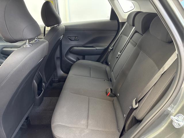 Hyundai / KONA / Grau / / / NAVI KLIMAAUTOMATIK PDC v+h RFK