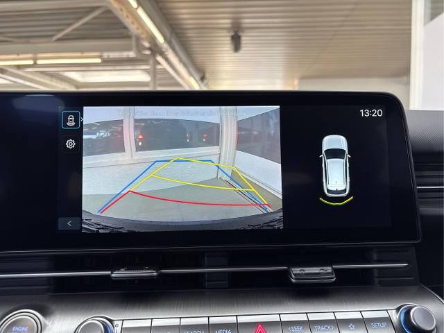 Hyundai / KONA / Grau / / / NAVI KLIMAAUTOMATIK PDC v+h RFK
