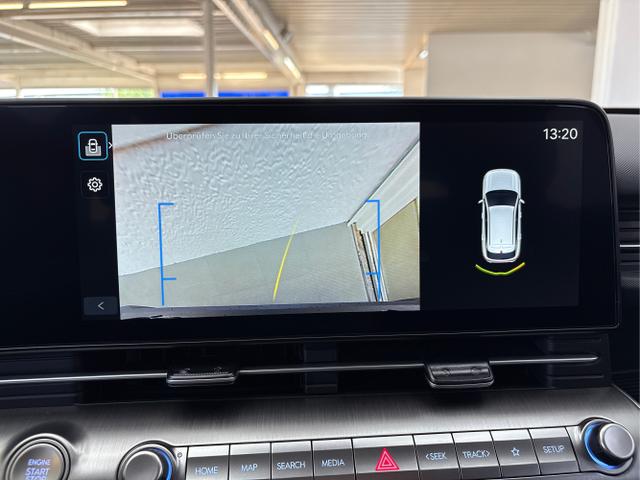 Hyundai / KONA / Grau / / / NAVI KLIMAAUTOMATIK PDC v+h RFK