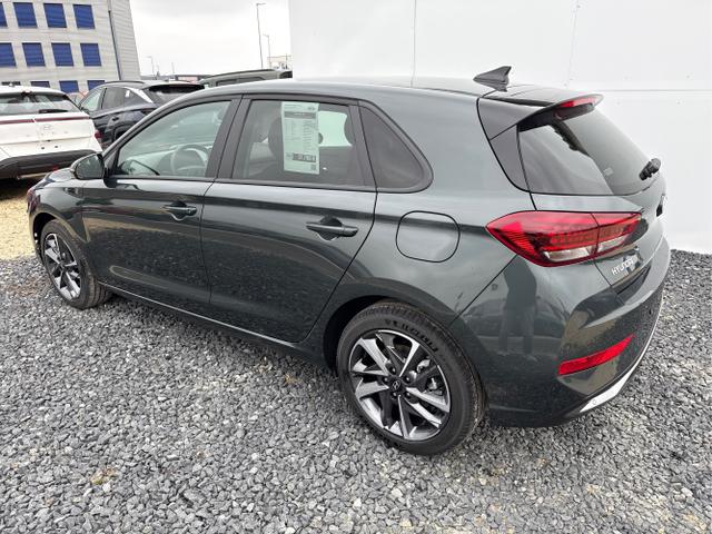 Hyundai / i30 / Grün / / / EDITION SHZ NAVI ALU LED RFK PDC