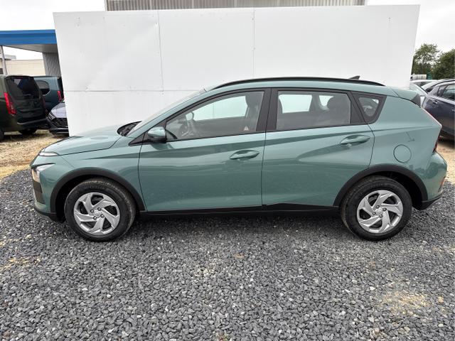 Hyundai / BAYON / Grün / / / DCT NAVI RFK PDC 
