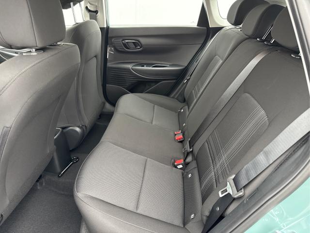 Hyundai / BAYON / Grün / / / DCT NAVI RFK PDC 