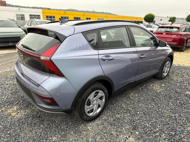Hyundai / BAYON / Blau / / / DCT NAVI RFK PDC 