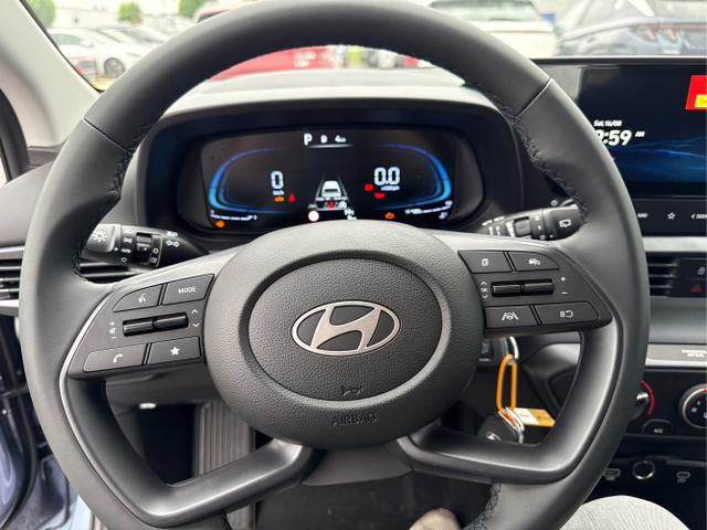 Hyundai / BAYON / Blau / / / DCT NAVI RFK PDC 