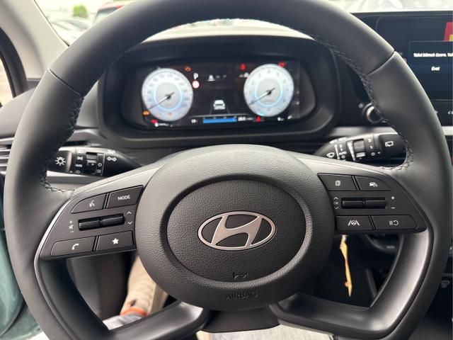 Hyundai / i20 / Grün / / / DCT WP KLIMAAUTOMATIK NAVI RFK TEMPOMAT