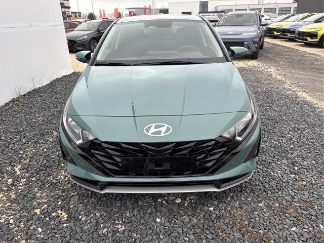 Hyundai / i20 / Grün / / / NAVI Klimaautomatik SHZ 