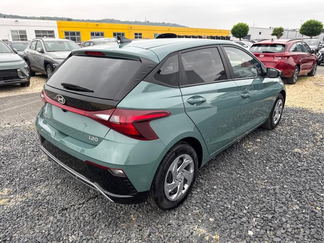 Hyundai / i20 / Grün / / / NAVI Klimaautomatik SHZ 