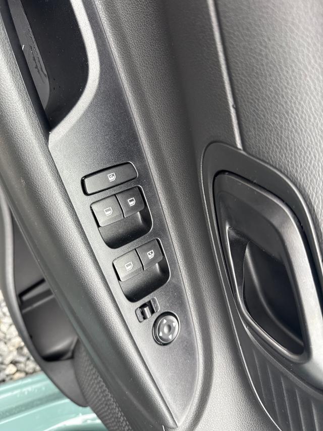 Hyundai / i20 / Grün / / / NAVI Klimaautomatik SHZ 