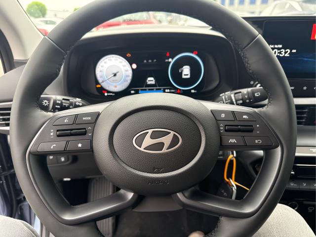 Hyundai / i20 / Blau / / / NAVI Klimaautomatik SHZ 