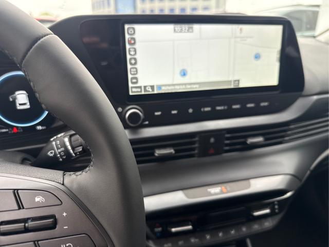 Hyundai / i20 / Blau / / / NAVI Klimaautomatik SHZ 