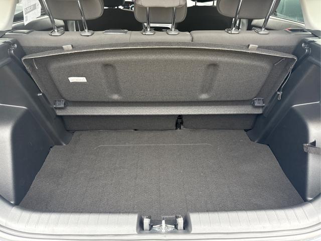 Hyundai / i20 / Blau / / / NAVI Klimaautomatik SHZ 