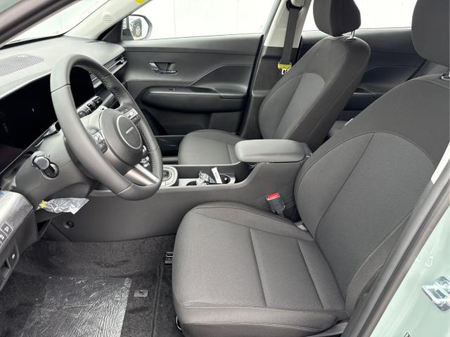 Hyundai / KONA / Grün / / / NAVI KLIMAAUTOMATIK PDC v+h RFK
