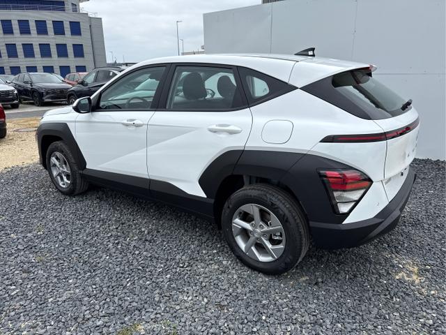 Hyundai / KONA / Weiß / / / NAVI KLIMAAUTOMATIK PDC v+h RFK