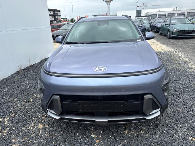 Hyundai / KONA / Blau / / / DCT ACC SHZ NAVI 18ALU 