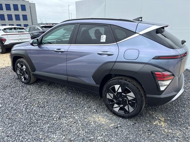 Hyundai / KONA / Blau / / / DCT ACC SHZ NAVI 18ALU 