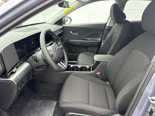 Hyundai / KONA / Blau / / / DCT ACC SHZ NAVI 18ALU 