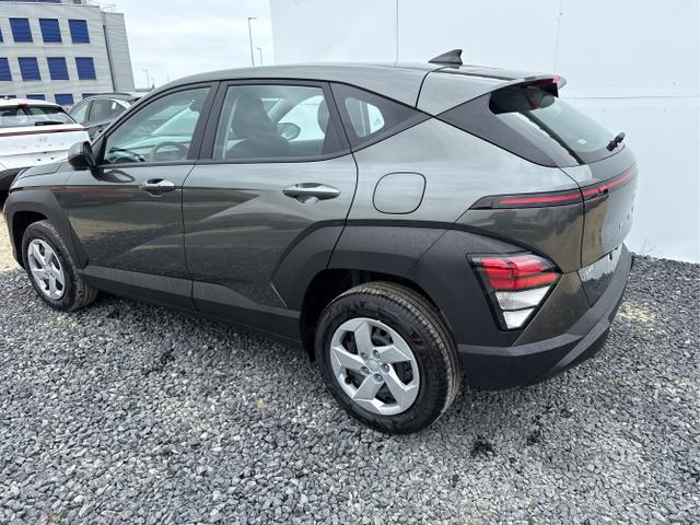 Hyundai / KONA / Grau / / / NAVI KLIMAAUTOMATIK PDC v+h RFK