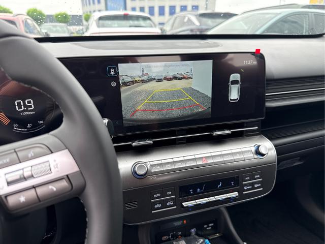 Hyundai / KONA / Grau / / / NAVI KLIMAAUTOMATIK PDC v+h RFK