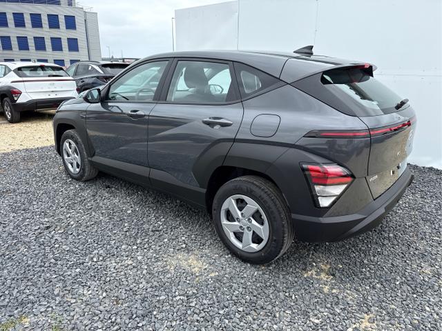 Hyundai / KONA / Grau / / / NAVI KLIMAAUTOMATIK PDC v+h RFK