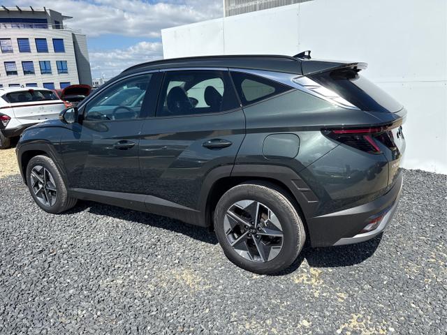 Hyundai / TUCSON / Grün / / / 18ALU SHZ NAVI