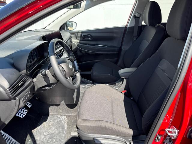 Hyundai / BAYON / Rot / / / DCT ACC SmartSense PLUS NAVI SHZ RFK PDC KLIMAAUTOMATIK