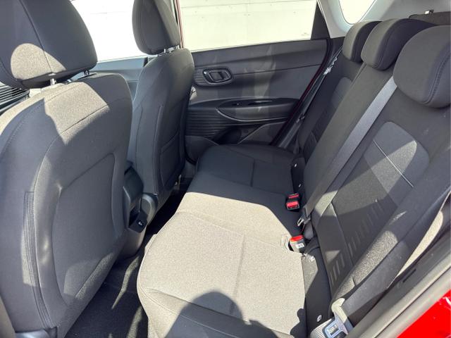 Hyundai / BAYON / Rot / / / DCT ACC SmartSense PLUS NAVI SHZ RFK PDC KLIMAAUTOMATIK