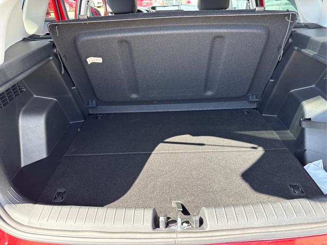 Hyundai / BAYON / Rot / / / DCT ACC SmartSense PLUS NAVI SHZ RFK PDC KLIMAAUTOMATIK