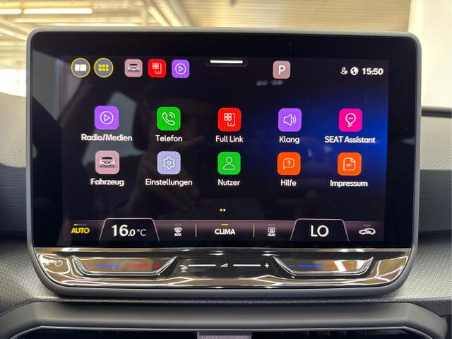 Seat / Leon / Grau / / / 1.5 TSI ACC RFK PDC 