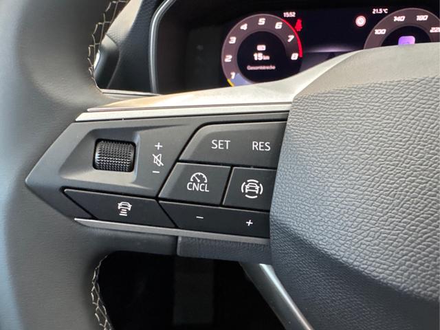 Seat / Leon / Grau / / / 1.5 TSI ACC RFK PDC 