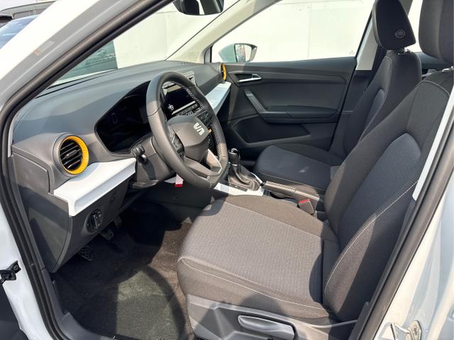 Seat / Arona / Weiß / / / RFK PDC v+h KLIMAAUTOMATIK