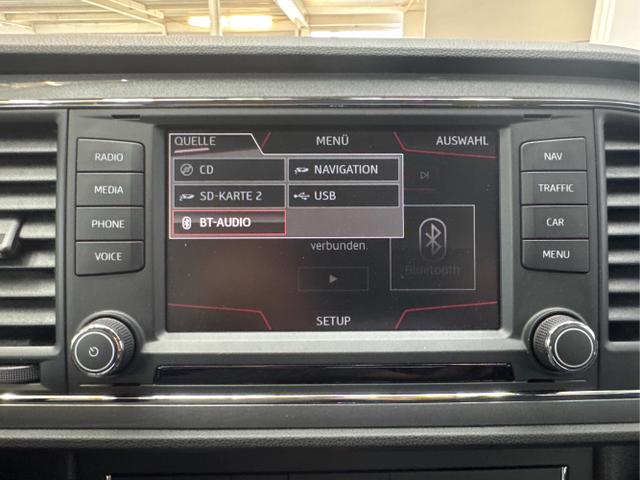 Seat / Leon / Weiß / / / 1.4 TSI DSG NAVI LED TEMPOMAT SHZ
